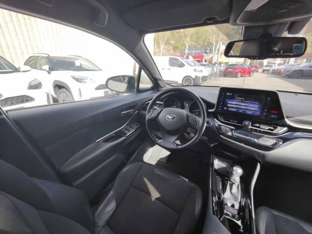 Toyota C-Hr image 6