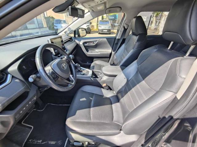 Toyota Rav4 image 9