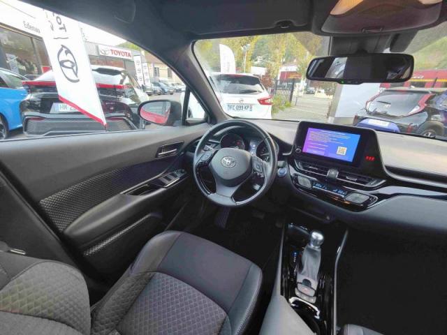 Toyota C-Hr image 1