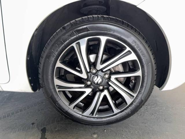 Suzuki Swift image 6