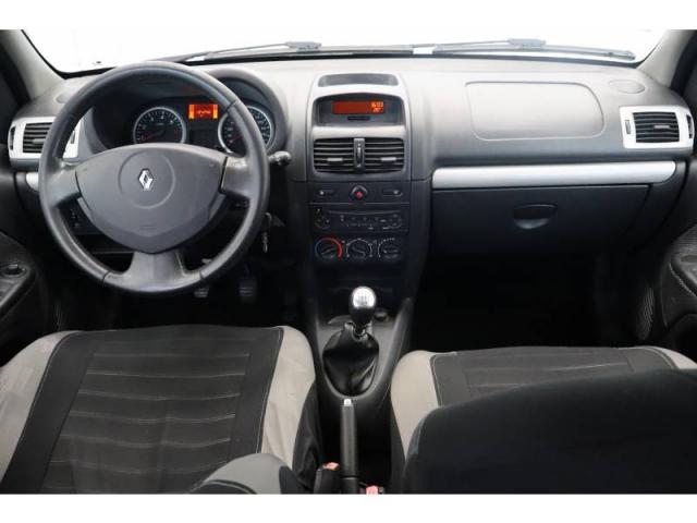 Renault Clio image 2
