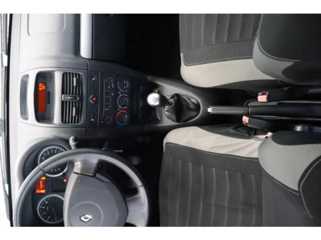 Renault Clio image 9