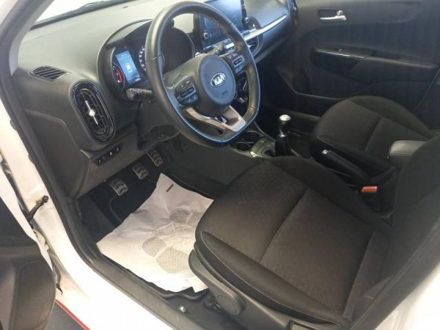 Kia Picanto image 6