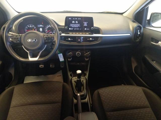 Kia Picanto image 8
