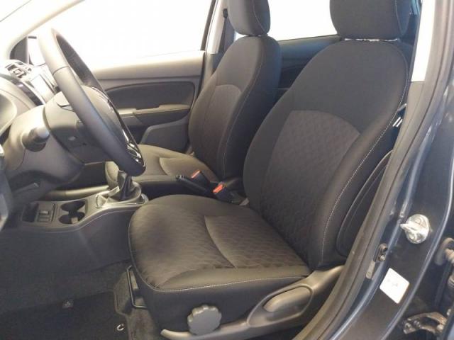 Mitsubishi Space Star image 2