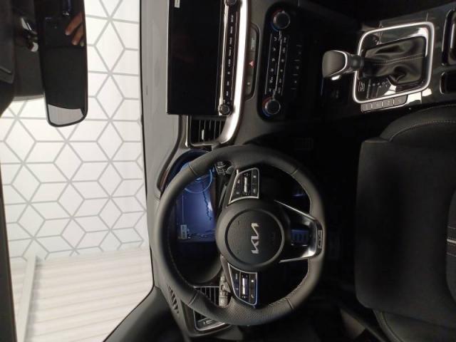 Kia Pro_cee'D image 2
