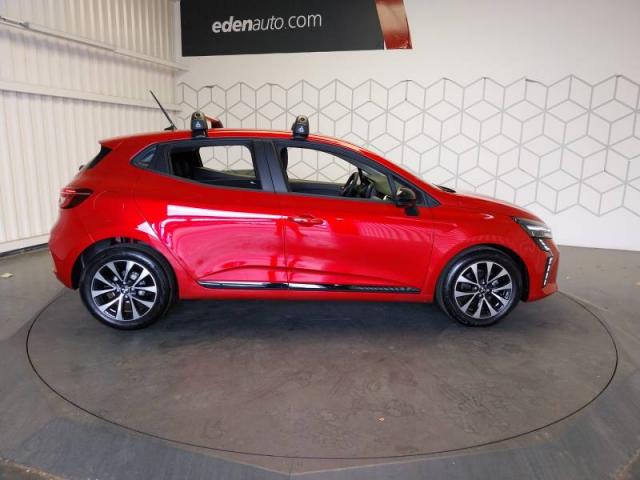 Mitsubishi Colt image 7