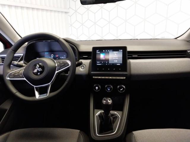 Mitsubishi Colt image 6