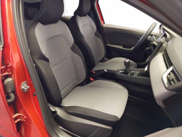 Mitsubishi Colt image 5
