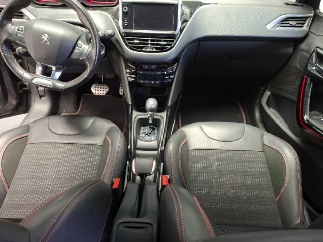 Peugeot 2008 image 3