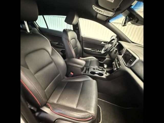 Kia Sportage image 2