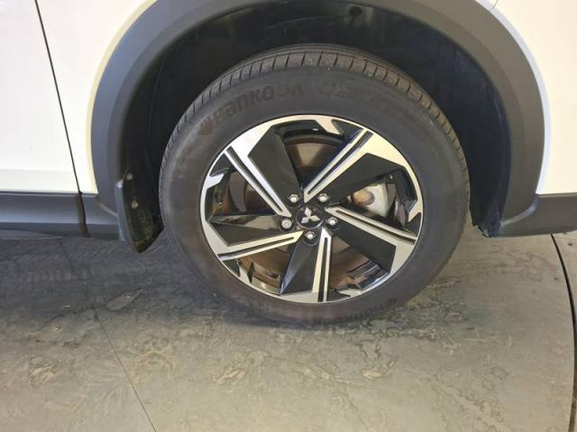 Mitsubishi Eclipse Cross image 6