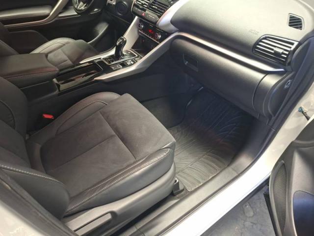 Mitsubishi Eclipse Cross image 9