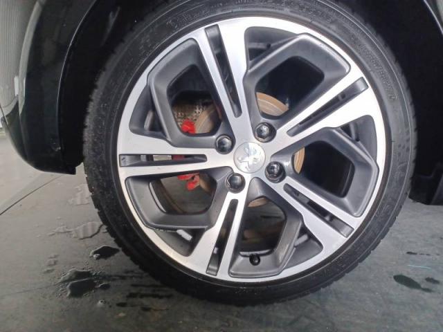 Peugeot 208 image 6