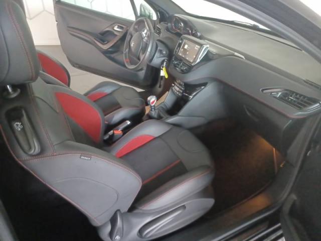 Peugeot 208 image 5
