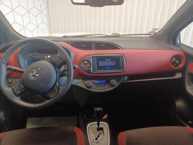 Toyota Yaris image 2