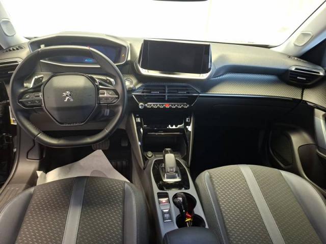 Peugeot 2008 image 3