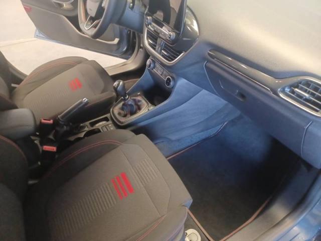 Ford Fiesta image 5