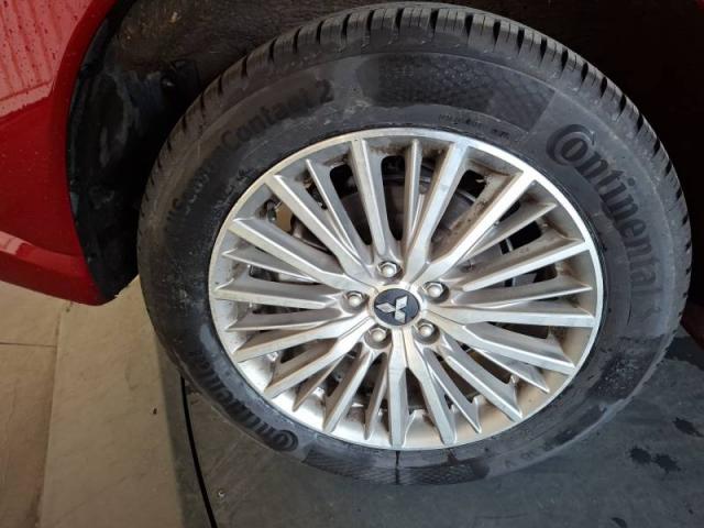 Mitsubishi Outlander image 6