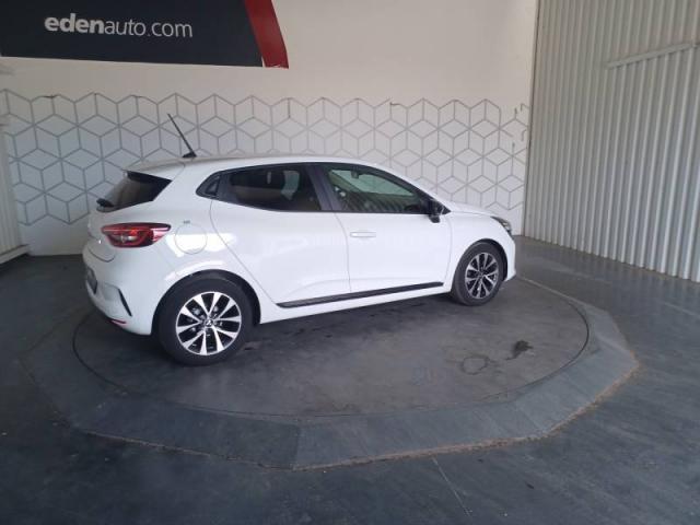 Mitsubishi Colt image 1