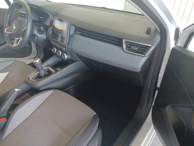 Mitsubishi Colt image 5