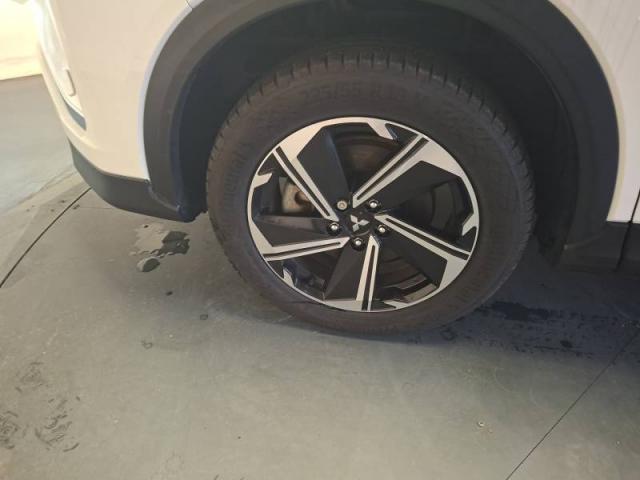 Mitsubishi Eclipse Cross image 8