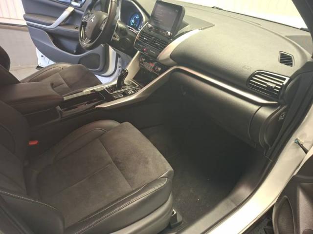 Mitsubishi Eclipse Cross image 3