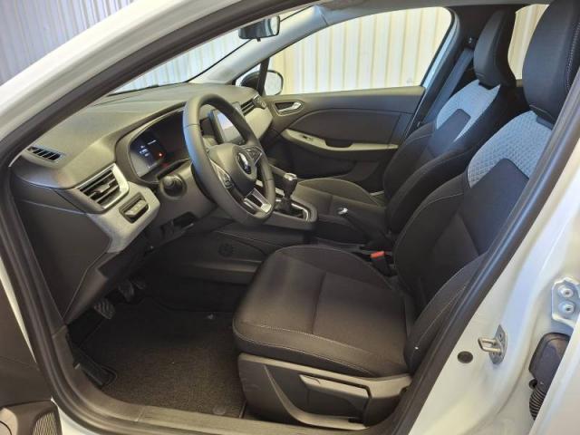 Mitsubishi Colt image 8