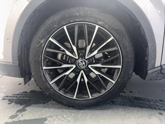 Toyota C-Hr image 3