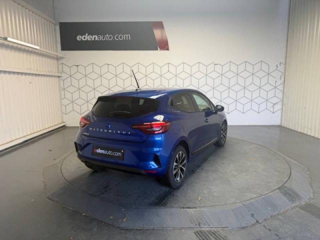 Mitsubishi Colt image 6