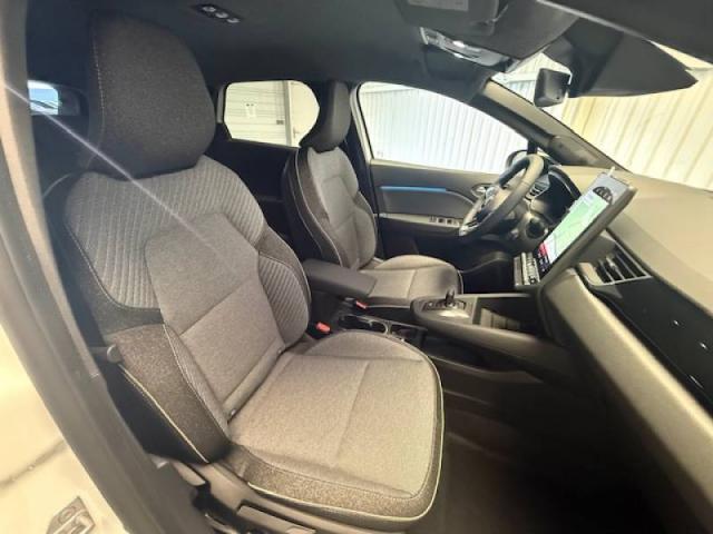 Mitsubishi Grandis image 2