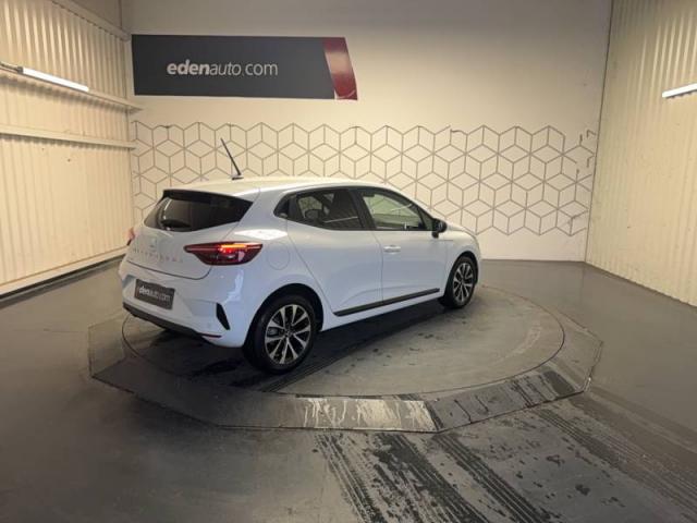 Mitsubishi Colt image 6