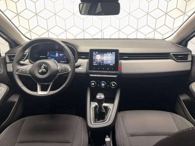 Mitsubishi Colt image 2