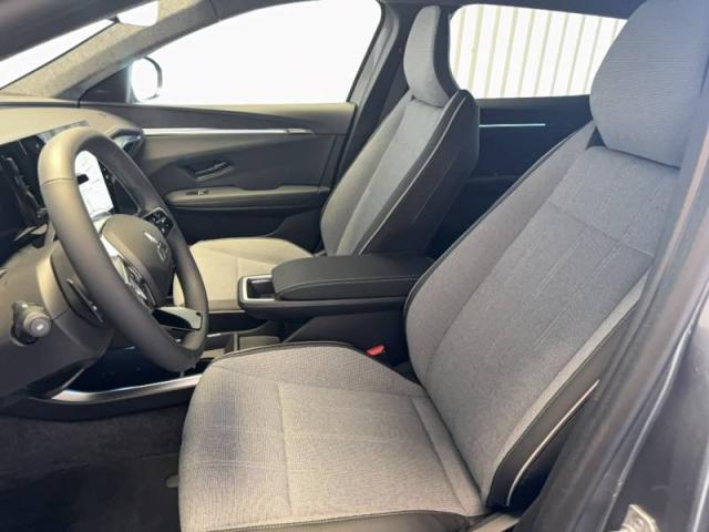 Mitsubishi Eclipse Cross image 3