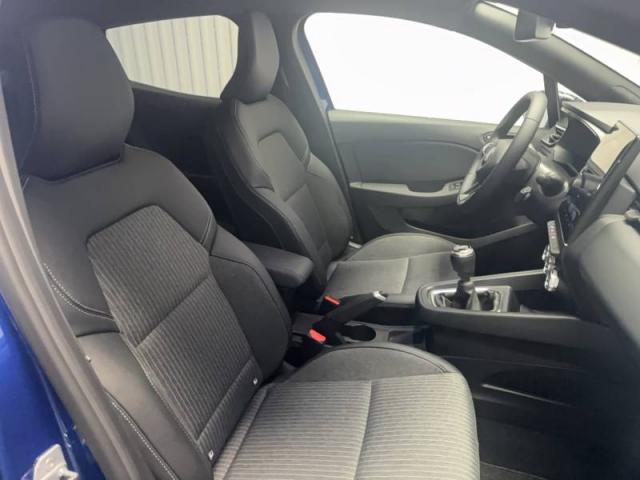 Mitsubishi Colt image 2