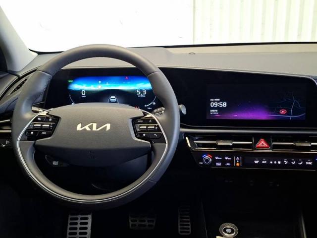 Kia Niro image 5