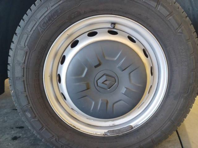 Renault Master image 1