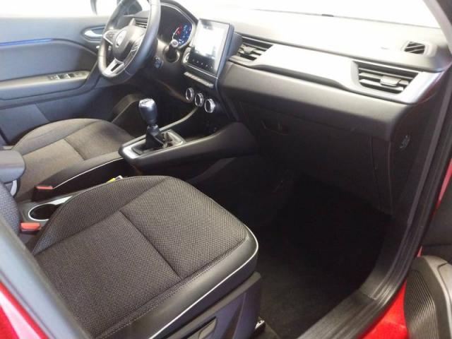 Renault Captur image 9