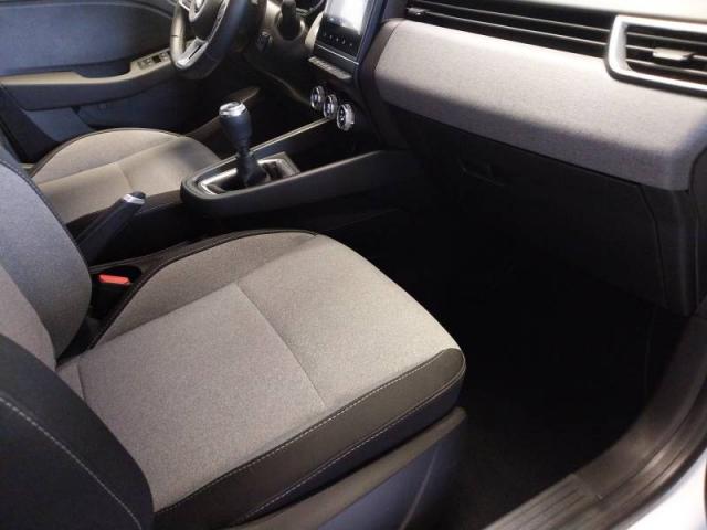 Mitsubishi Colt image 4