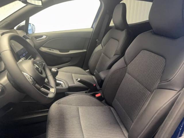 Mitsubishi Colt image 5