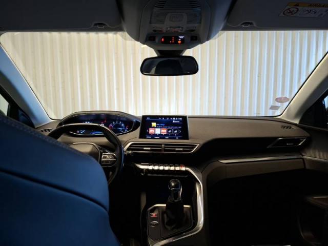 Peugeot 3008 image 1