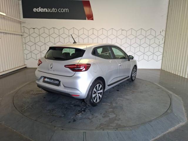 Renault Clio image 2