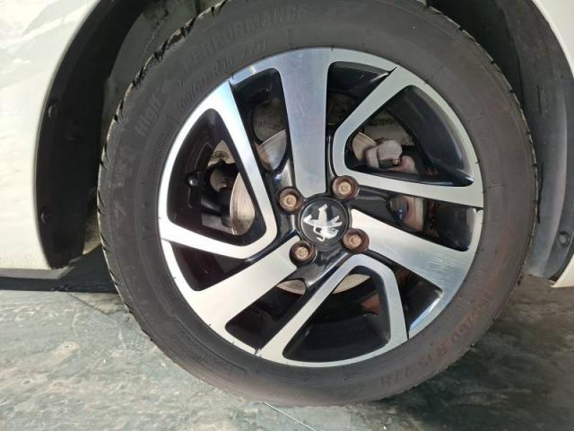 Peugeot 108 image 1