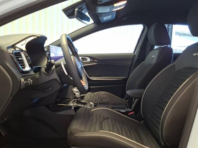 Kia Ceed image 2