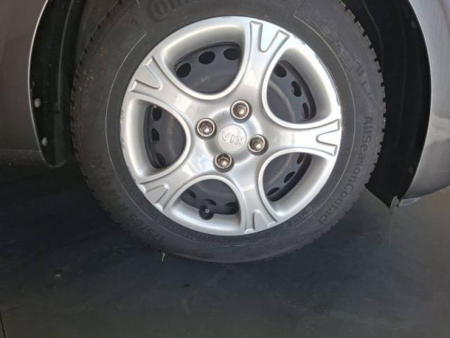 Kia Picanto image 6