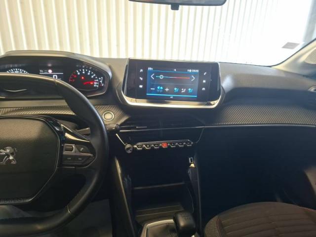 Peugeot 208 image 6