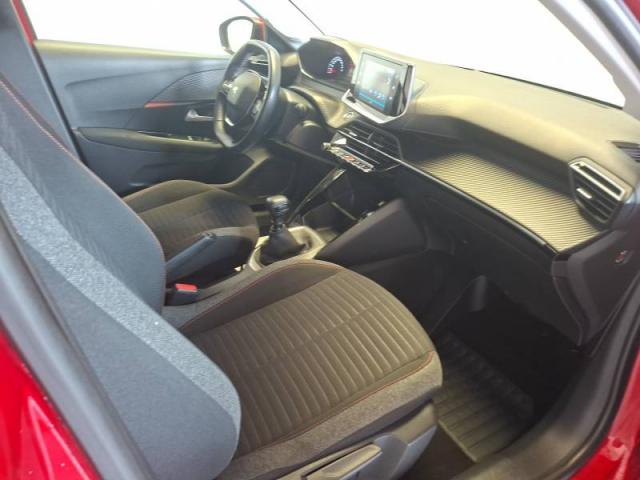 Peugeot 208 image 9