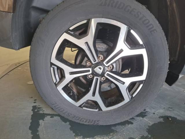 Dacia Duster image 4