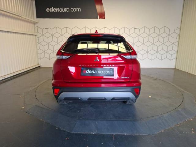 Mitsubishi Eclipse Cross image 9