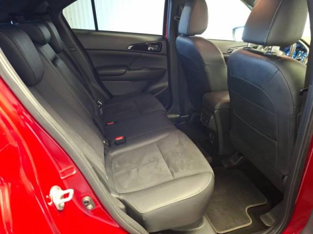 Mitsubishi Eclipse Cross image 4